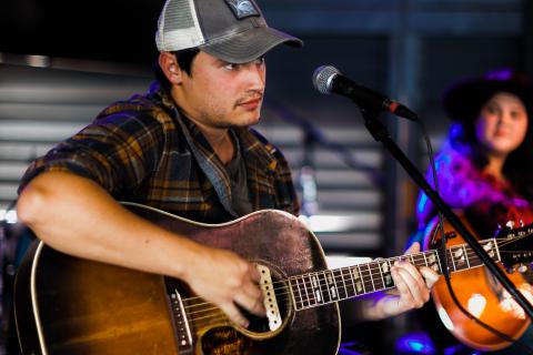 Mark Taylor Performing at Hometown Pub Takeover 9/9/2022