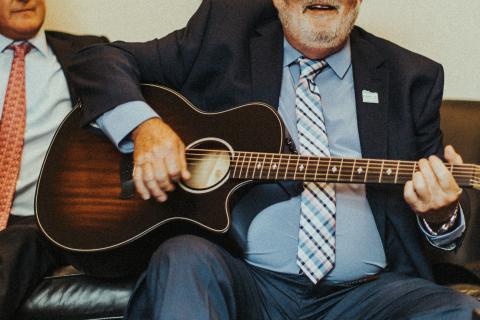 NSAI President of the Board Steve Bogard Performing in a Meeting with a Congressional Staffer