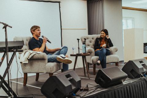 Ashley Gorley with NSAI COO Jennifer Turnbow - TPSSS2022