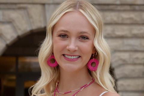 Maddie Sanderson Headshot